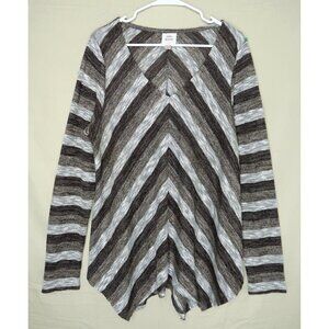 Knox Rose Black and Gray Chevron Blouse